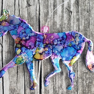 Décoration de cheval en canettes d'aluminium recyclé