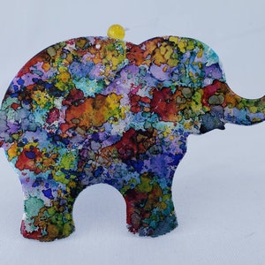 Elephant ornament recycled aluminum cans