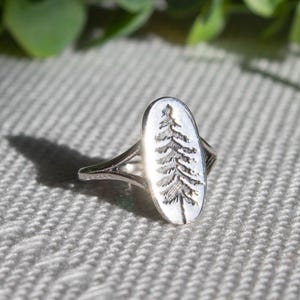 Sterling Silver Plated Ring, Pine Tree Ring, Oval Ring, Nature Ring, Forest Ring, Rings for Her, Jewelry for Her, Gifts for Her