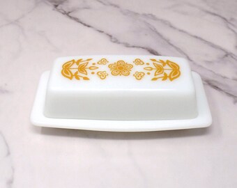 Vintage Pyrex Butter Dish - Butterfly Gold (1960s)