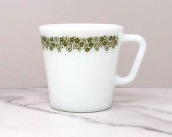 Vintage Pyrex 1410 Diagonal Handle Coffee Mug, Spring Blossom Green (1970s)