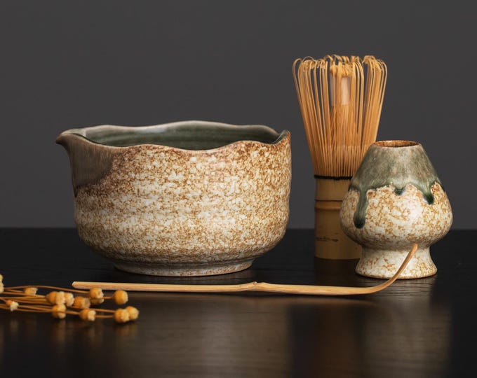 Handgefertigtes Vintage Green Flow Glaze Matcha Set mit Bowl Matcha Ceremony Set Geschenkset