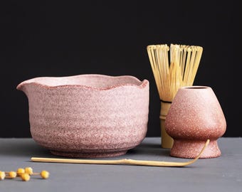 Ensemble matcha rose neige vintage fait main avec bol à bec verseur Ensemble de cérémonie Matcha Ensemble cadeau pour elle Idées cadeaux