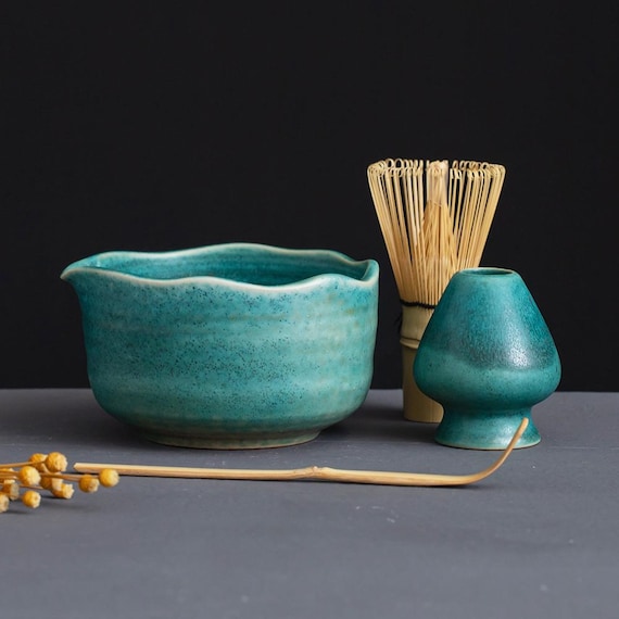 Handmade Vintage Emerald Matcha Set: Ceramic Bowl, Ceremony Gift