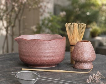Set di ciotola da matcha rosa con frusta in bambù, chawan in ceramica fatta a mano con beccuccio, kit matcha rosa neve vintage, regalo per gli amanti del tè