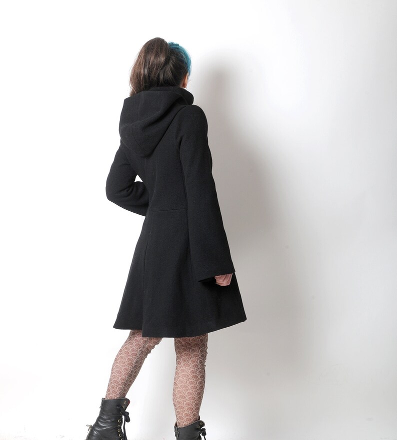 Manteau noir à capuche ronde, manteau d'hiver en laine noire, manteau femme évasé Votre taille, MALAM image 2