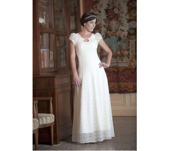 Robe De Mariée Blanche Longue En Dentelle Et Jersey à Manches Courtes