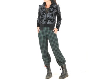 LAST Womens cropped pants with stretchy belt, navy and green checks, ankle length puffy pants, Size M