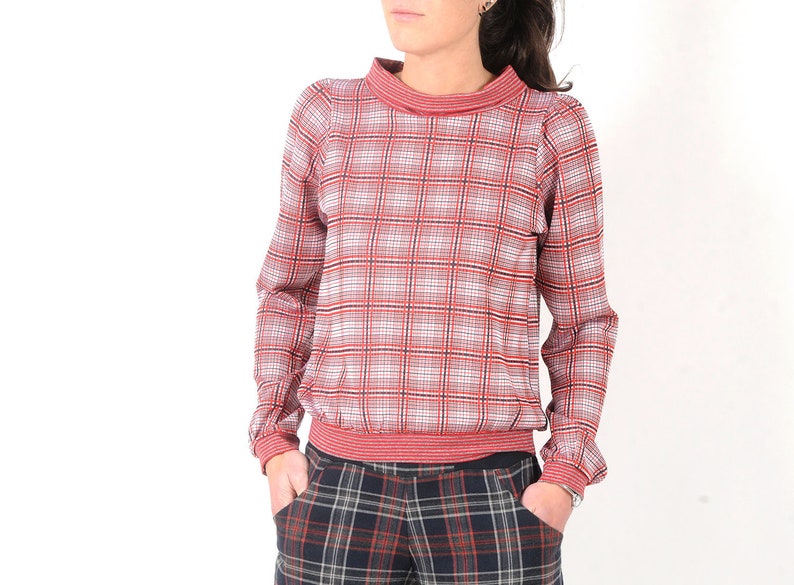 Womens red checkered and striped jersey blouse with boat cowl, size UK 14 image 4