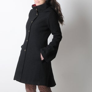 Manteau noir à capuche ronde, manteau d'hiver en laine noire, manteau femme évasé Votre taille, MALAM image 3