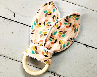 Crinkle Bunny Ear Baby Teether Unfinished Wood -Peach Vines