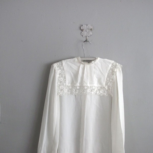 vintage LACE SAILOR blouse