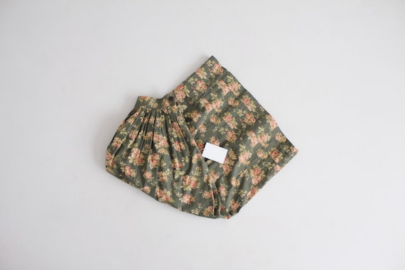garden floral skirt | full floral midi skirt | vin