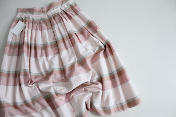 striped pink skirt | pleated pink skirt | full stripe… - Gem