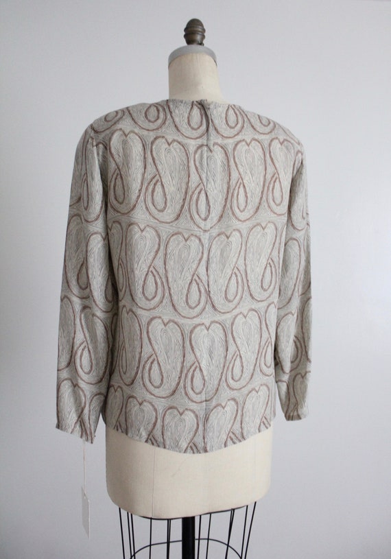 silk paisley blouse | gray silk blouse | vintage … - image 7