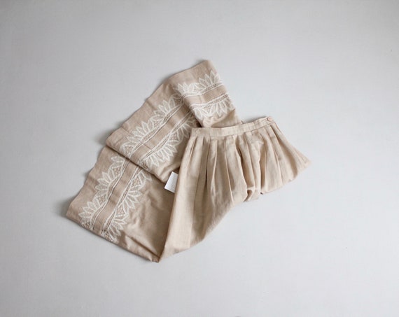 pleated shell skirt | battenburg lace skirt | beig