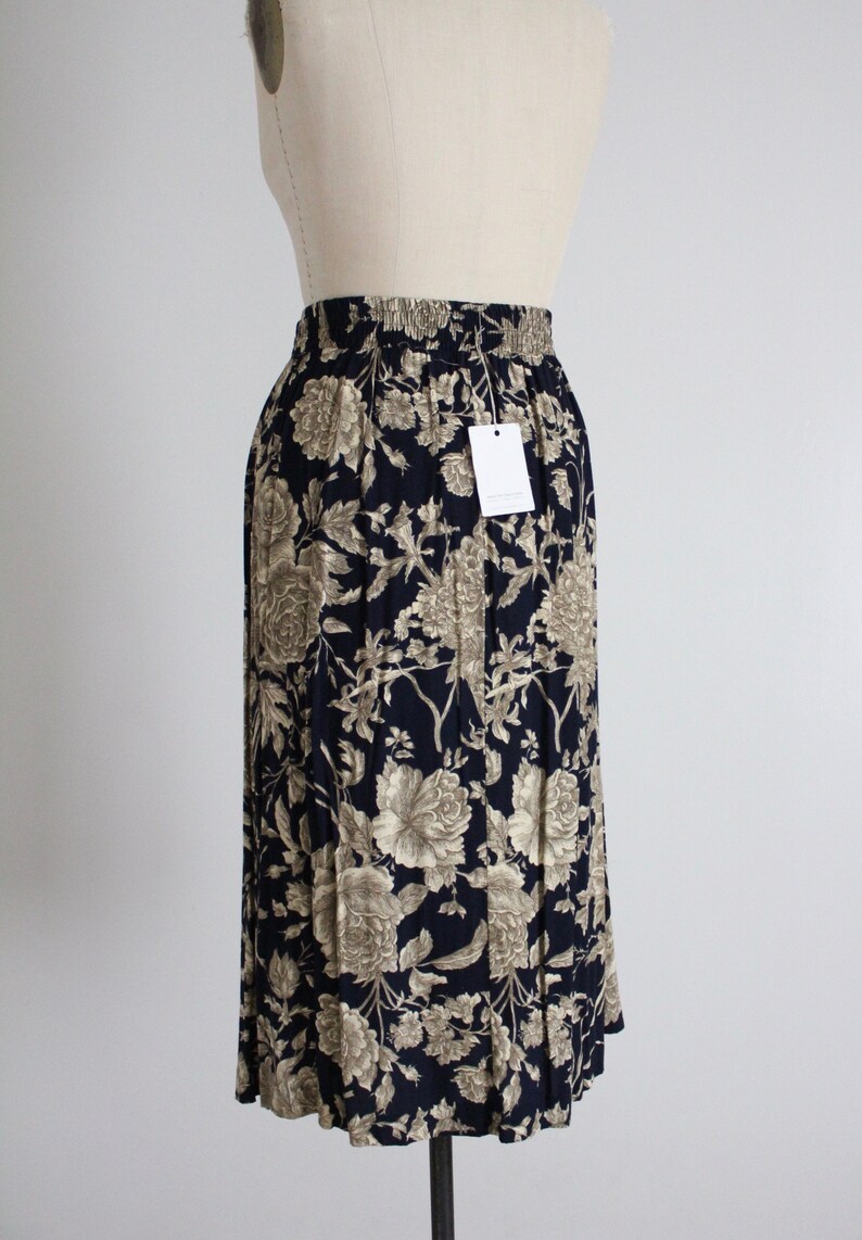 navy floral skirt floral rayon skirt cottage rose skirt image 8