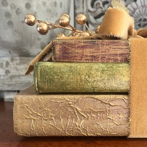 Book Bundle Set, Red, Green, Gold, Elegant Christmas Decor, Shabby Chic ...