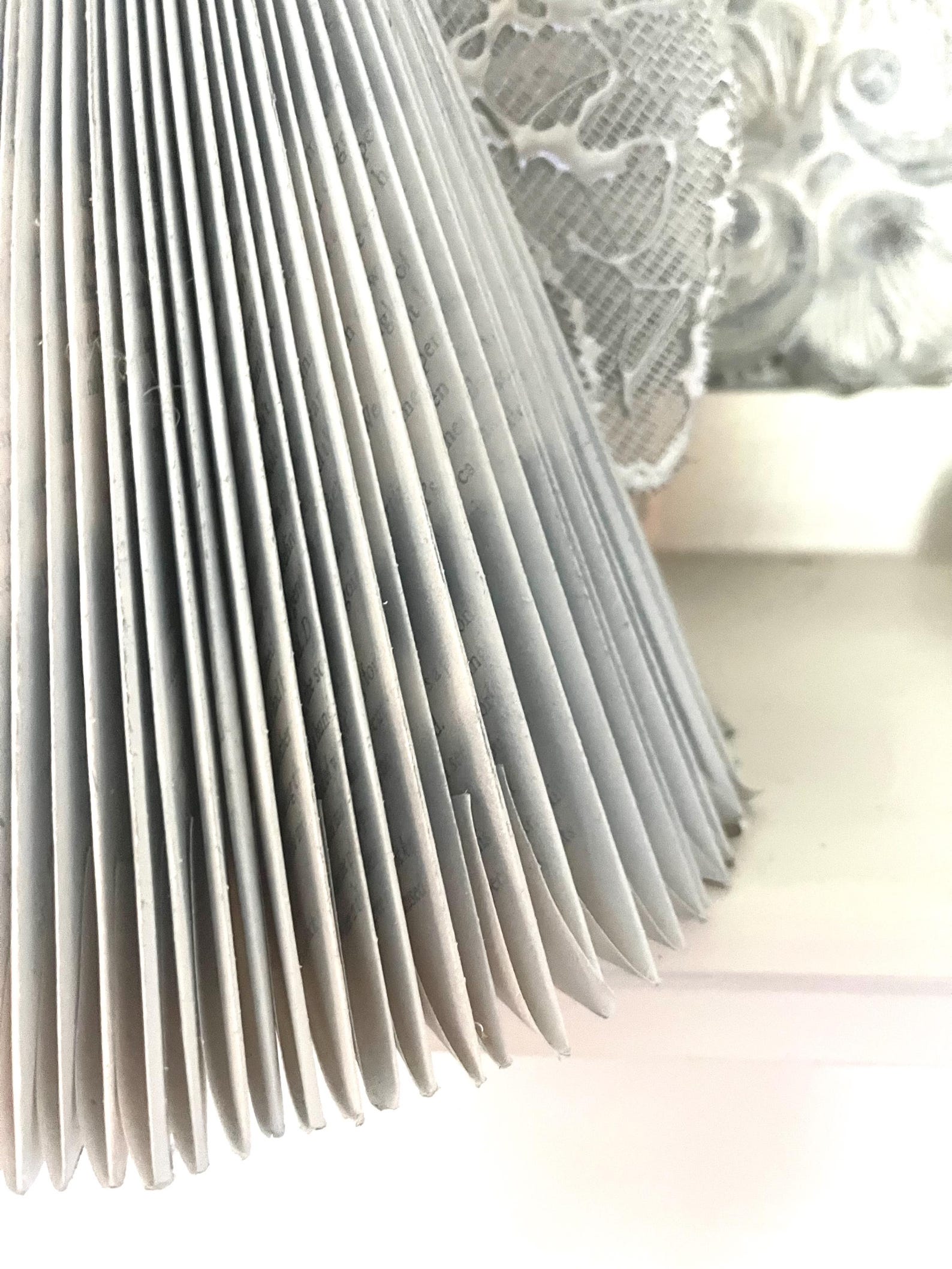 Gold Foil Angel of Kindness Folded Notes main image 0