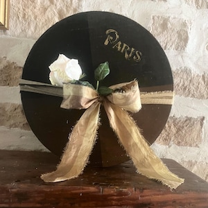 Hat storage box sewing box elegant  black brown gold plaid French Paris style shabby chic country cottage dining coffee table centerpiece