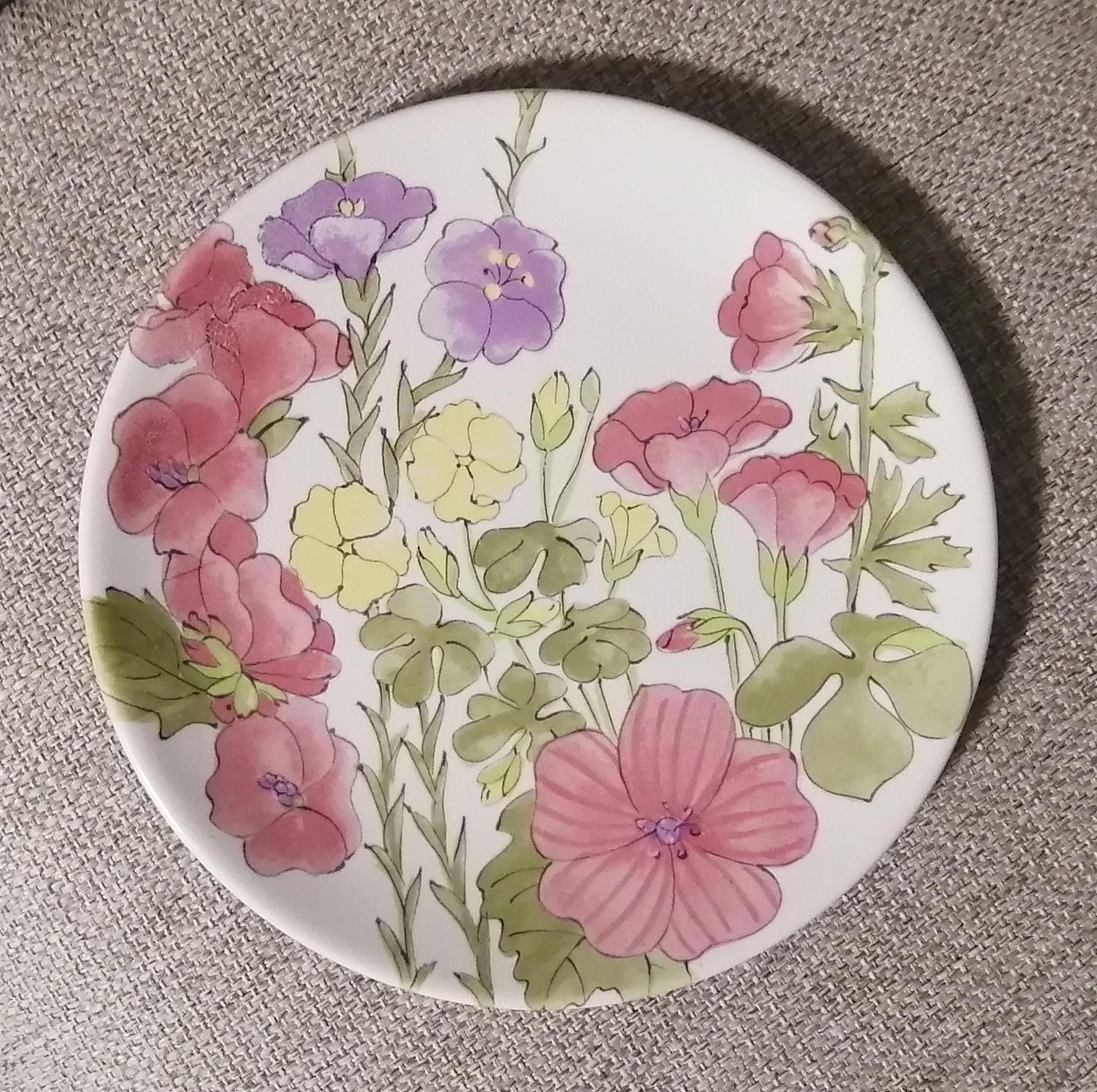 Ernestine Salerno Amaryllis Lunch Plate Salad Plate Dessert Plate