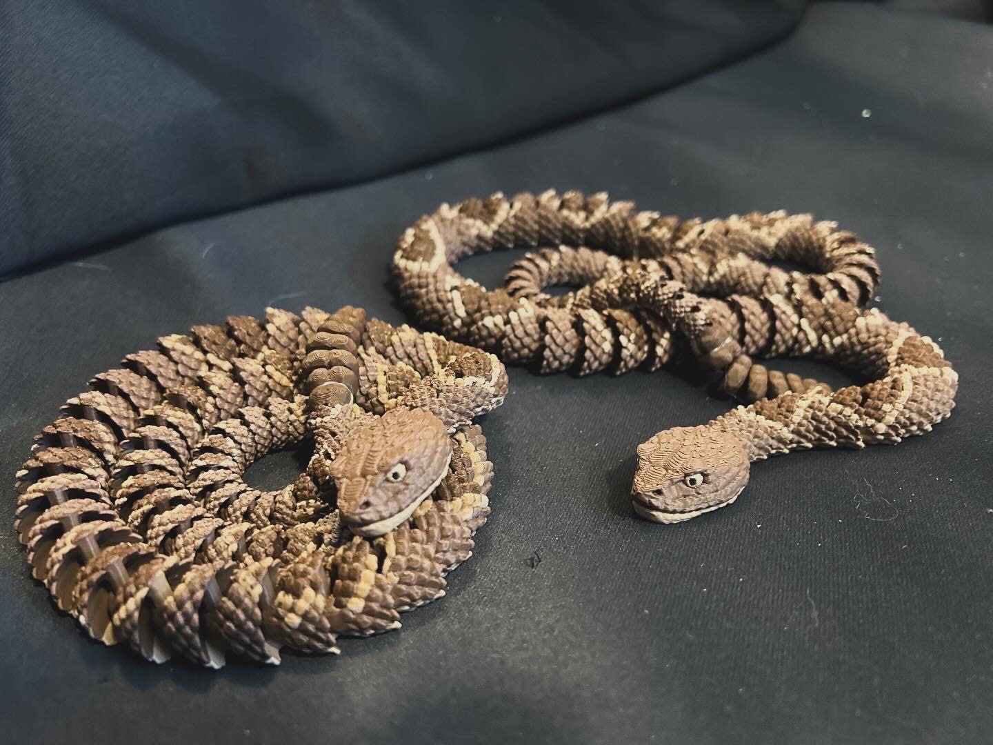 Custom 3D Printed Articulating Rattlesnake