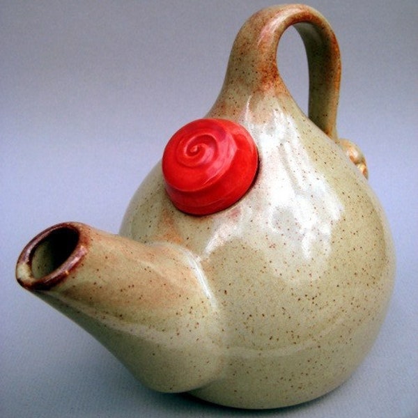 Sprout the Teapot in Oatmeal