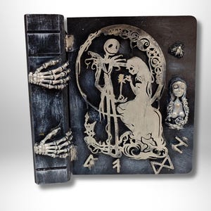 Jack Skellington,  wooden box, handmade, jack skellington decor, Fathers day gift, personalized gift, mezuniyet hediyesi