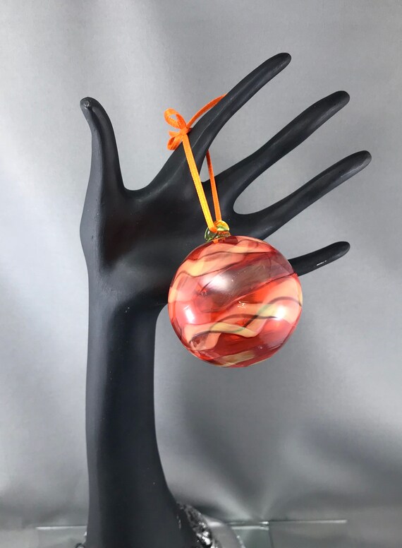 Lampwork Blown Glass Hanging Ball Ornament - Floating Glass Bubbles For Ponds Lampwork Blown Glass Hanging Ball Ornament - Floating Glass Bubbles For Ponds