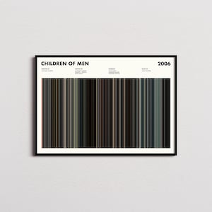 Puede incluir: Un póster enmarcado con el título "CHILDREN OF MEN" y el año "2006". El póster presenta una serie de líneas verticales en varios colores, incluyendo marrón, verde y gris, sobre un fondo blanco.