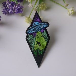 UFO patch, Alien patch, iron on patch, embroidered patch, funny patch, cool patch, for vest, for tote bag