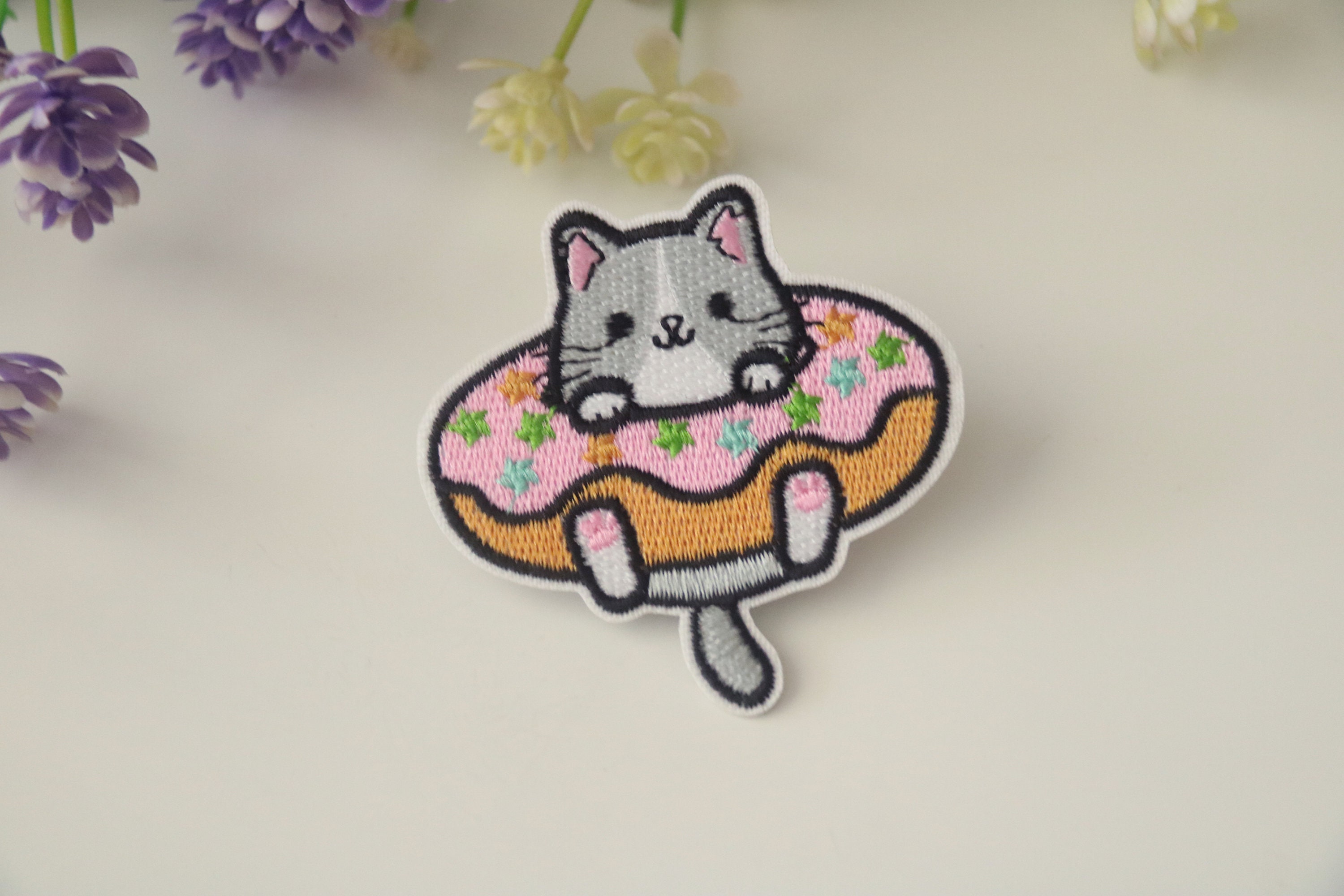 donut cat  patch, cute, iron on patch, embroidered patch, funny patch, cool patch, for vest, for tote bag