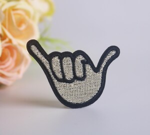 Écusson Brodé Thermocollant Shaka Hawaï - Patch Surf Et Plage, 8,9 Cm, à Coudre Ou Repasser, Cadeau Déco
