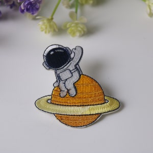 spaceman patch, astronaut patch, planet, iron on patch, embroidered patch, funny patch, cool patch, for vest, for tote bag
