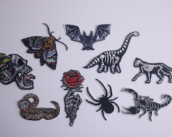 Conjunto de 9 parches: calavera, murciélago, esqueleto, escorpión, araña, venenoso, termoadhesivo, bordado, divertido, genial.