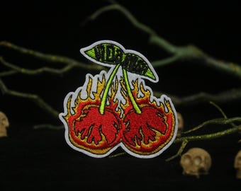 Parche de cerezas en llamas, parche de cerezas en llamas, parche para planchar, parche bordado, parche divertido, parche genial, para chaleco, para bolso de mano