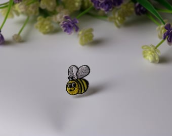 little tiny honey bee patch, bee patch, iron on patch, embroidered patch, funny patch, cool patch, for vest, for tote bag