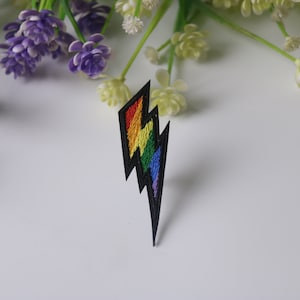 toppa arcobaleno fulmine, toppa stirabile, toppa ricamata, toppa divertente, toppa cool, per gilet, per borsa tote