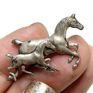 1950s Sterling Silber laufende Pferde Brosche, 3 cm, #eb