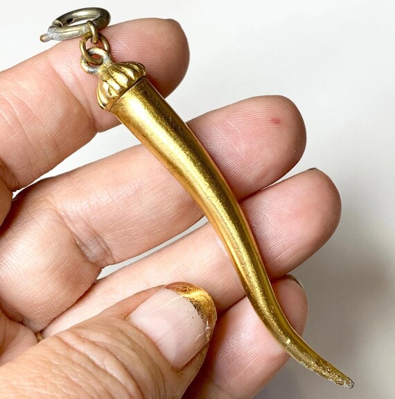 vintage horn charm Gem