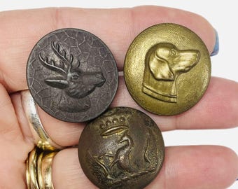 Antique Pictorial Button Lot, Dog, Griffin, Stag, Metal Shank Buttons, 1" , eb99