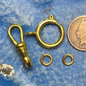 1 set Gold Tone Spring Ring & Swivel Clip w Jump Rings. Clasps.