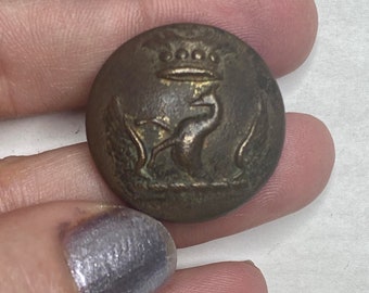 Antique Griffin Button, Metal Shank Button, 1" , eb98