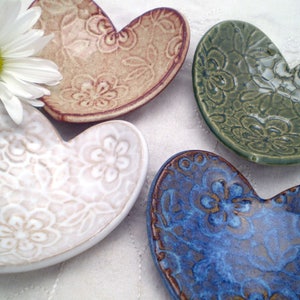 Lace Flower Heart Dish, Pottery Dish, Heart Dish, Handmade Pottery (Heart103)