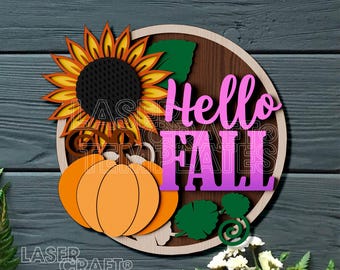 Letrero redondo de calabaza cortado con láser SVG Glowforge Hello Fall para colgar en la puerta