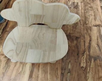 Sedia per bambini in legno massello: design creativo e adorabile a forma di nuvola