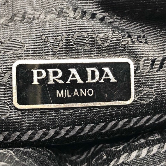 AUTHENTIC Prada Re-edition 2005 Re-nylon Bag Blac… - image 5