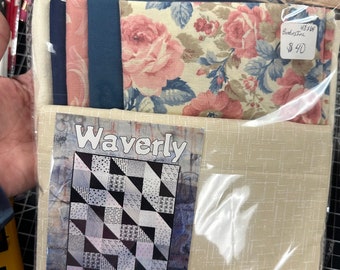 Waverly Quilt Kit Villa Rosa Easy Lap sized Rose Mauve Blue romantic shabby chic