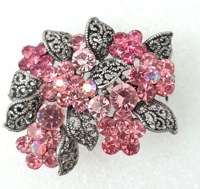 Vintage Pink Rhinestone Flower Brooch Pin Silver Tone Filigree Leaves
