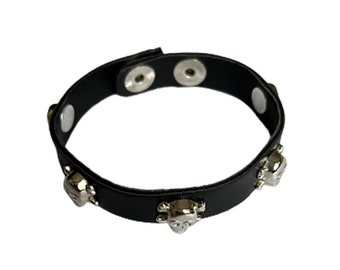 Thin Leather Bracelet with Skull Detail